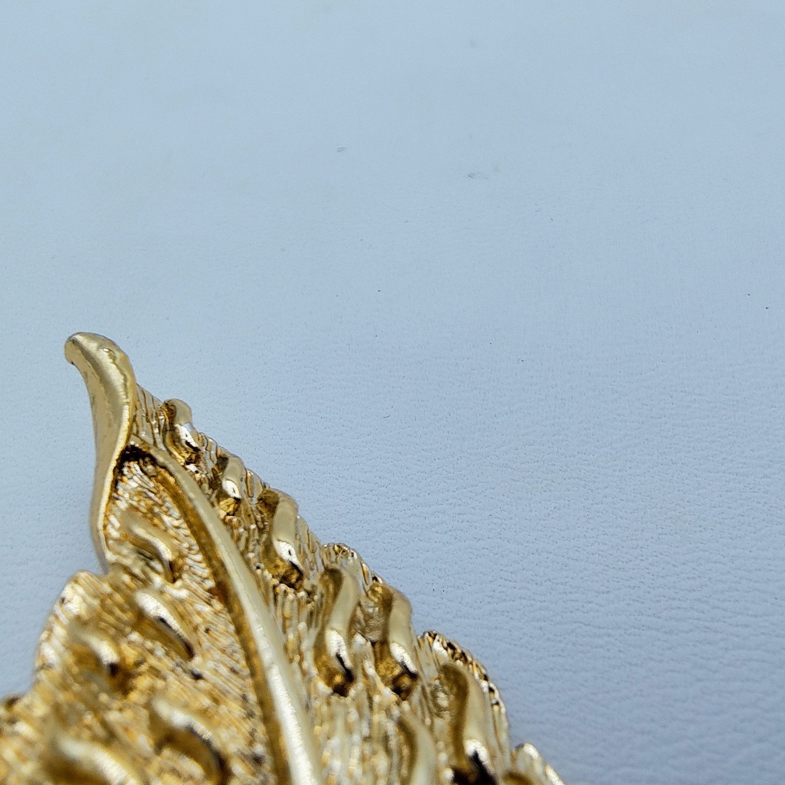 Vintage Gold Tone Leaf Brooch Nature Botanical Organic Chic Autumn Sculptural