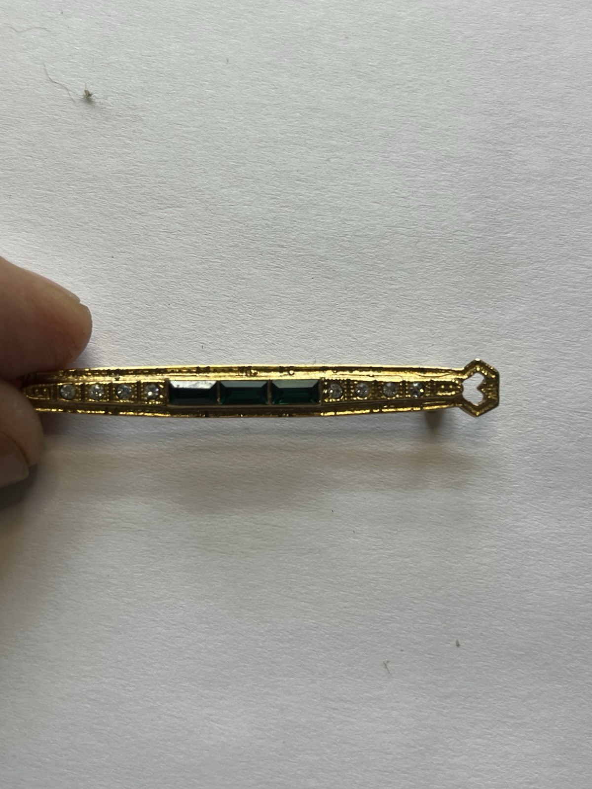 GOLDTONE BAR BROOCH RHINESTONES GREEN AND WHITE 2.25” St. Patrick’s Day