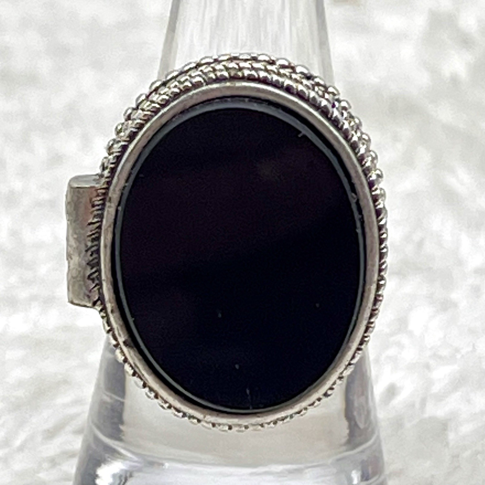 Vintage Poison Ring Black Glass Stone Locket Silver Tone Size 6.25