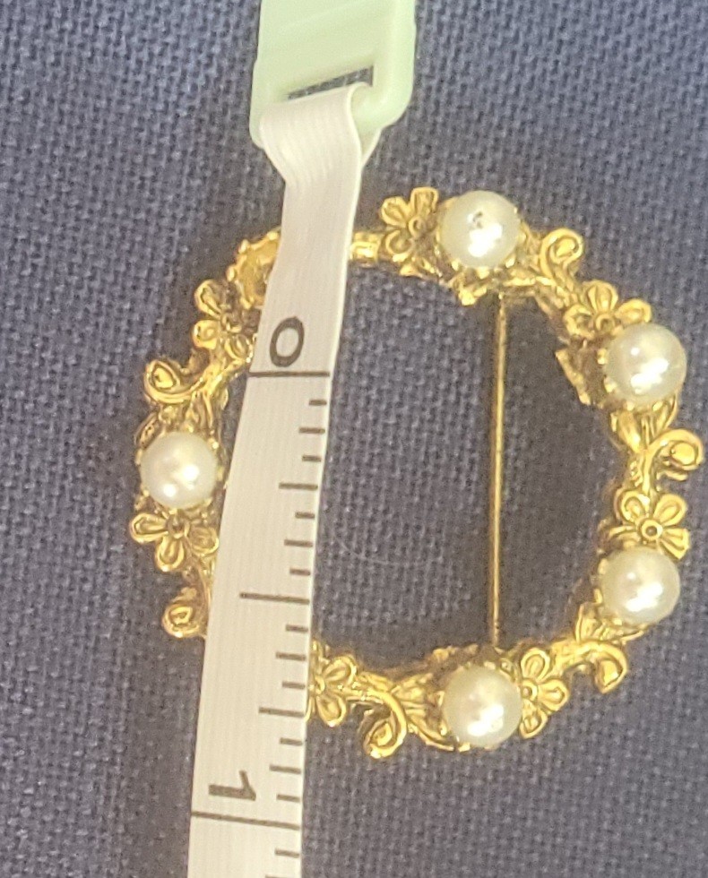 Vintage Tacoa Signed Gold Tone W/faux Pearls Brooch