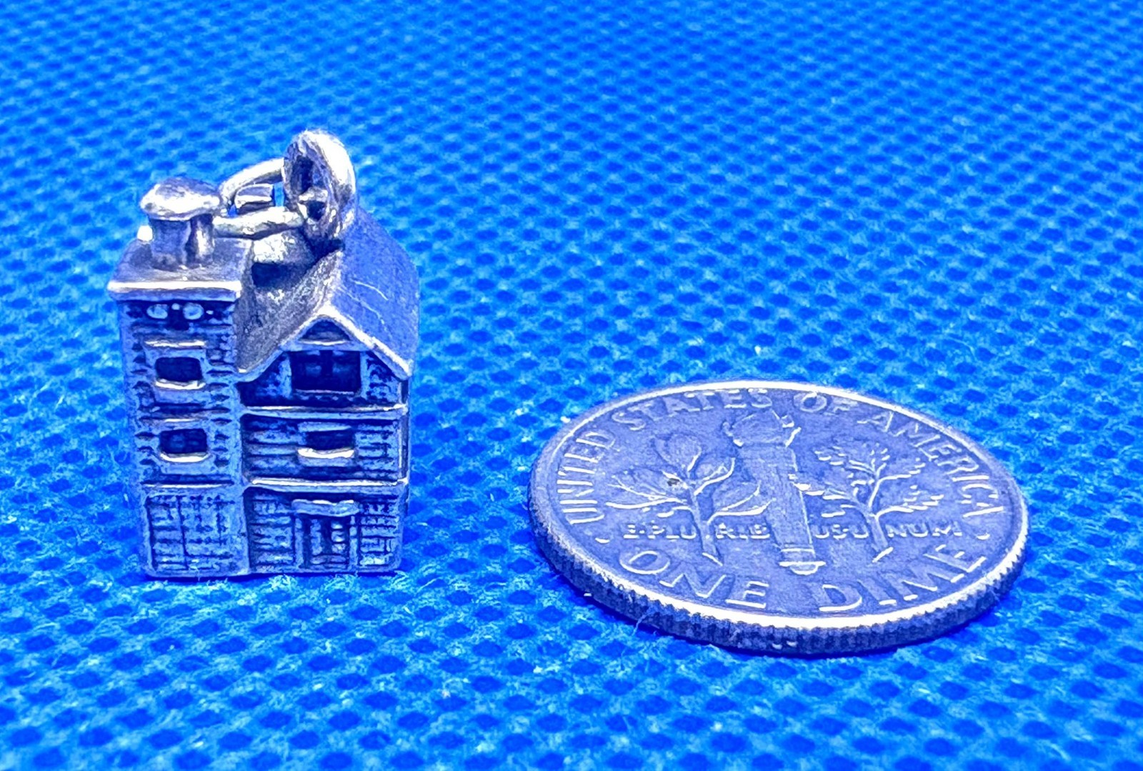 K74 Fire Station Brick House Charm 925 Sterling Silver 1970s 4.18 grams