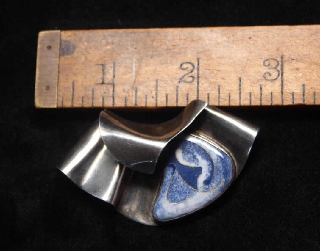 Donna McAfee 1987 Rippling Wave Sterling Silver Enamel Modernist Brooch Pendant