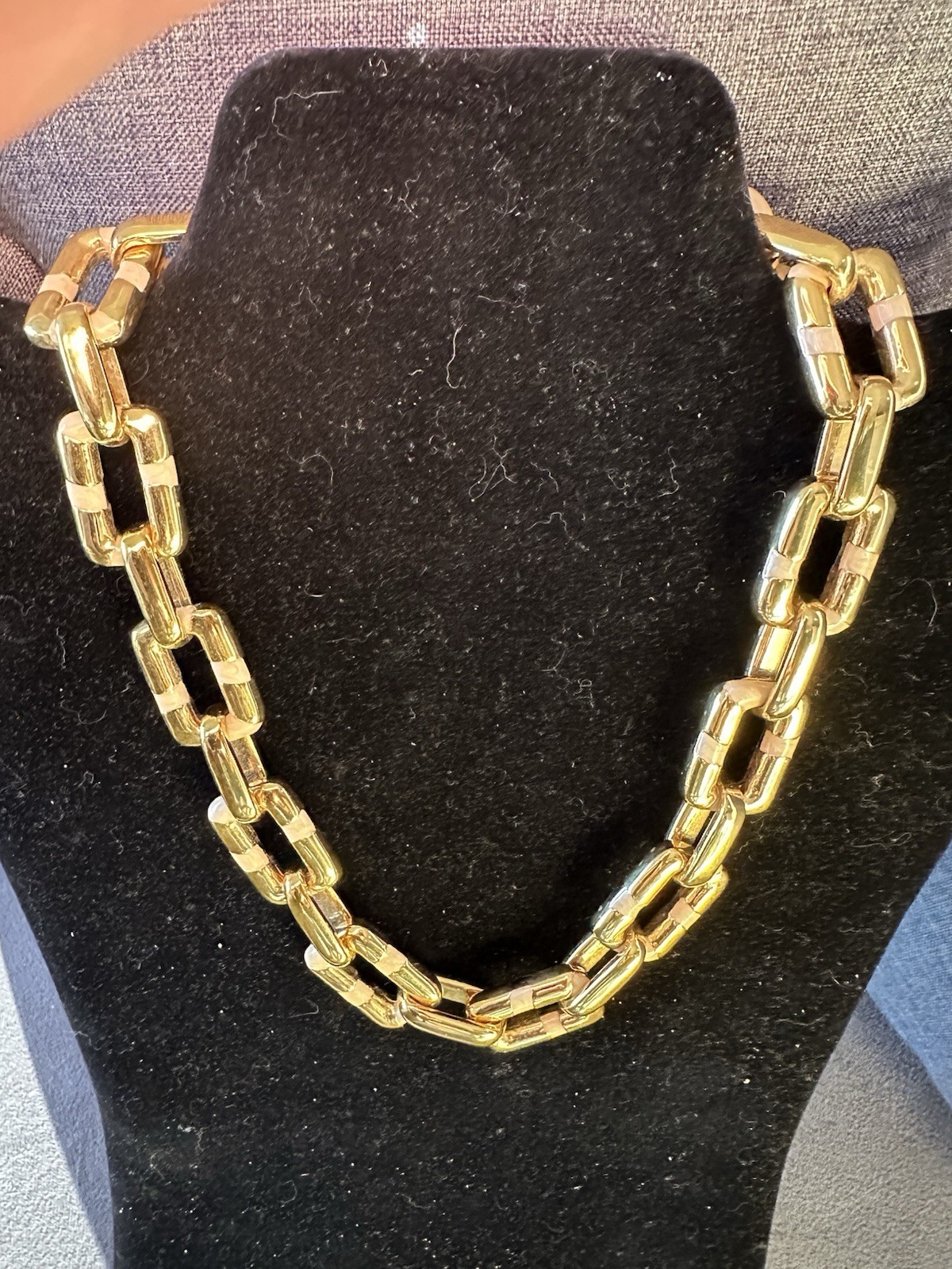 Vintage St John Necklace Chunky Gold Tone Chain Reversible White & Brown Enamel