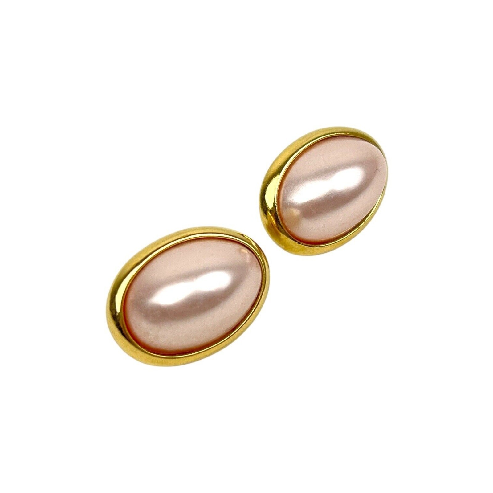 Vintage Trifari Earrings Pink Lucite Cabochon Pierced Stud Oval Gold Tone Pastel