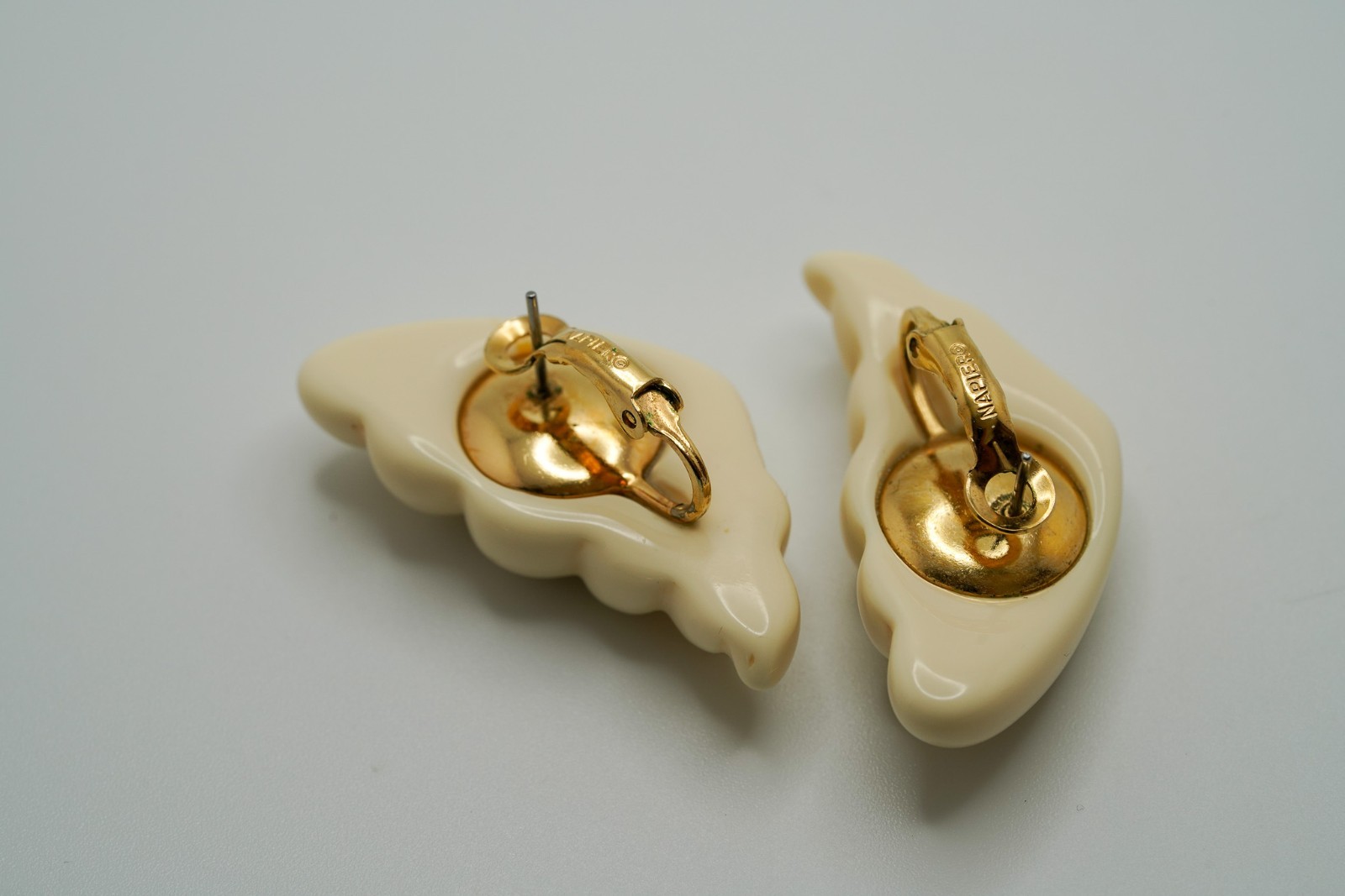 Vintage Off White Cream Shell Napier Earrings 4cm JB1