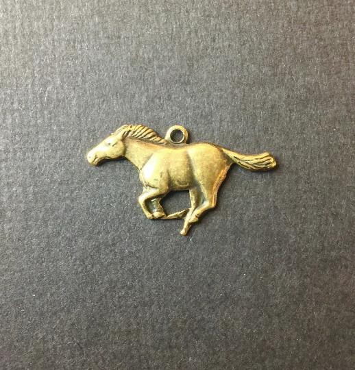 40043 – 4 Pc Running Horse Charm Jewelry Finding Brass Ox