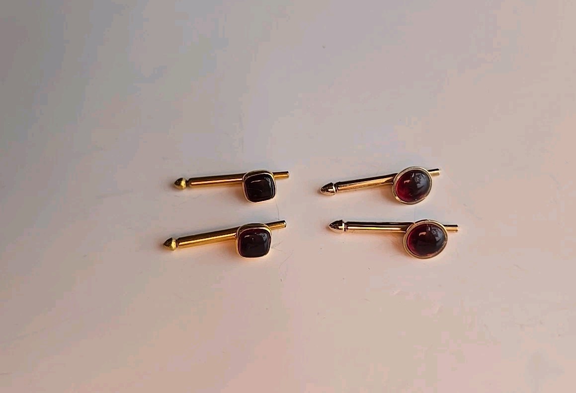 SHIRT STUDS SWANK RED GLASS GOLD TONE LOT OF 4 IN RE POWELL BOX SALISBURY MD