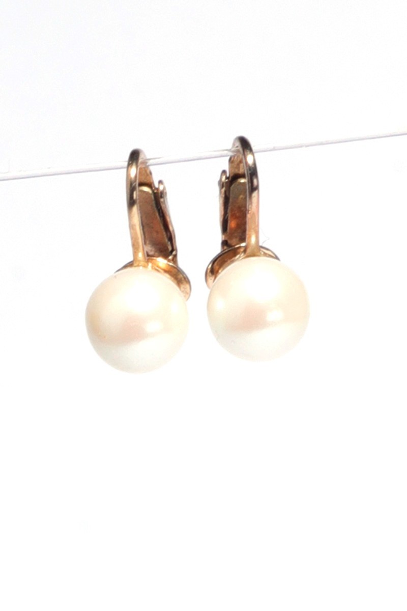 Vintage large Cultured Pearl Earings gold tone clip-on clasps, 1cm pearl
