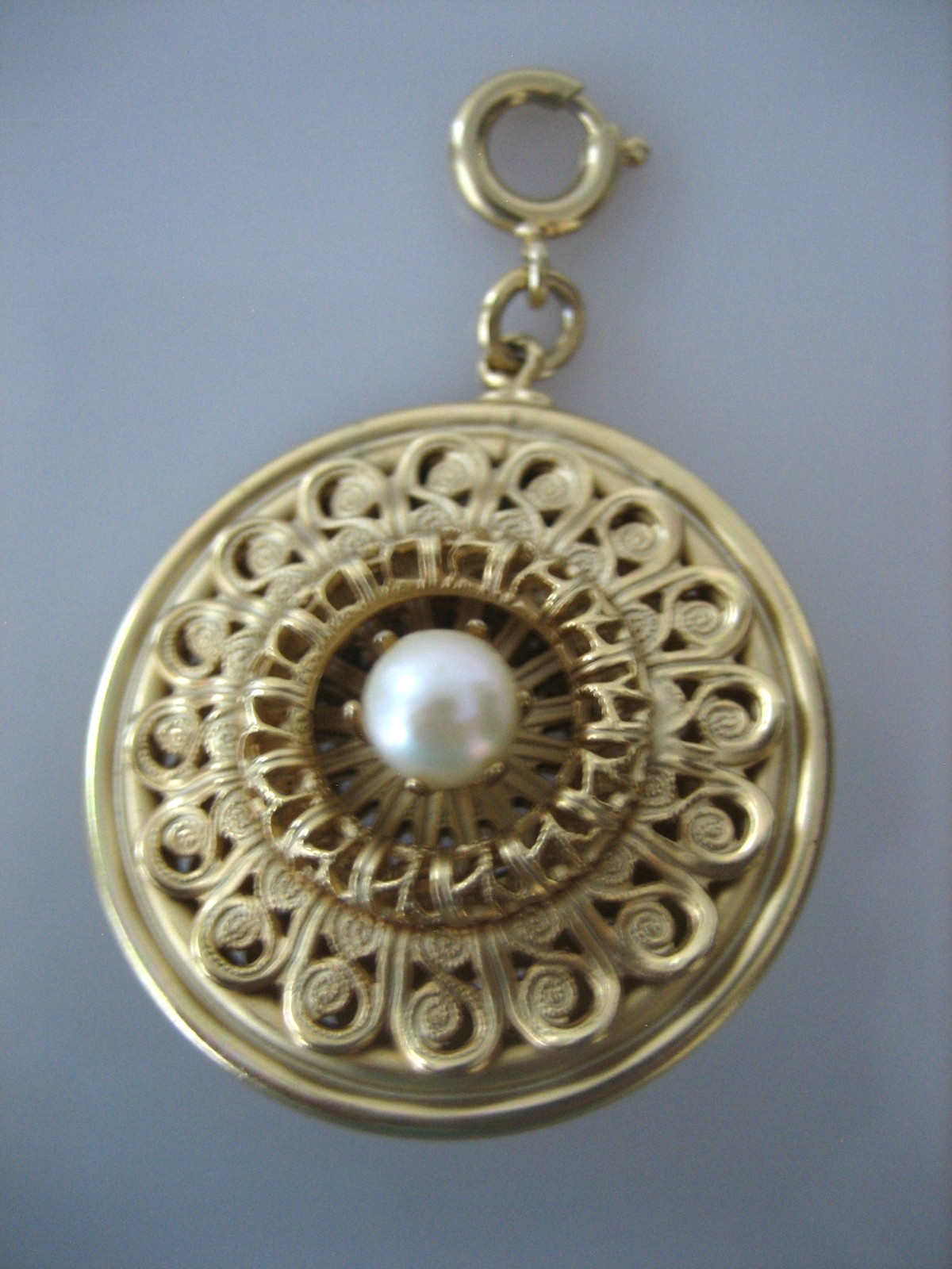 VINTAGE GOLD TONE FILIGREE FAUX PEARL TURQUOISE CHARM