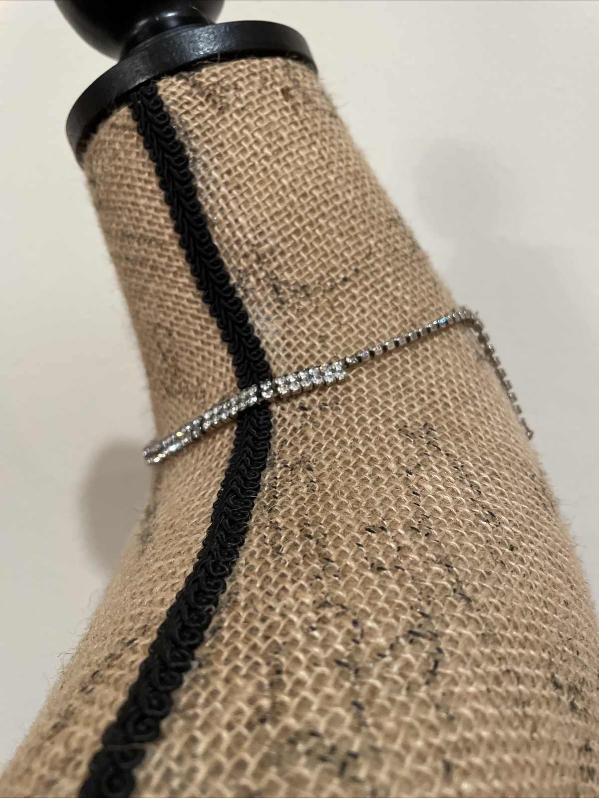 Vintage Women’s Unbranded Adjustable Rhinestone Choker Necklace, 16.5 In., Used