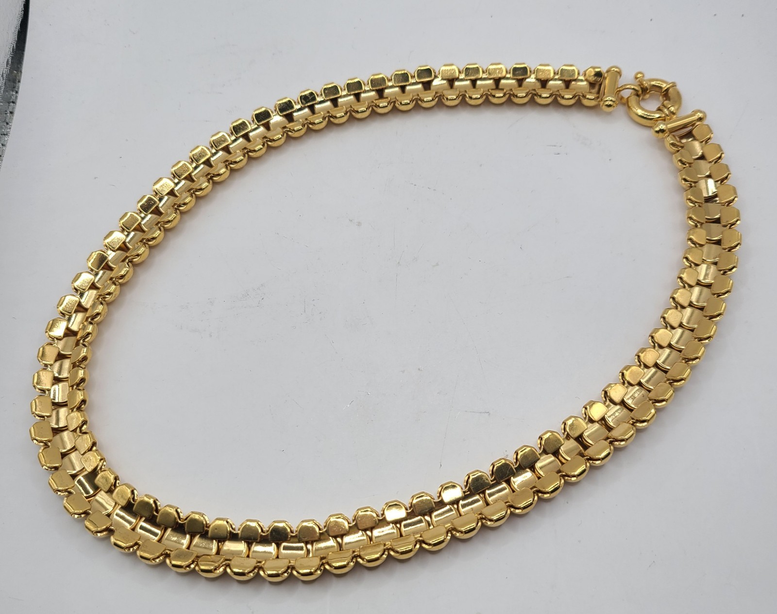 Vtg Goldtone Avon SD Rounded Links Articulated Slinky 18″ Necklace Signed