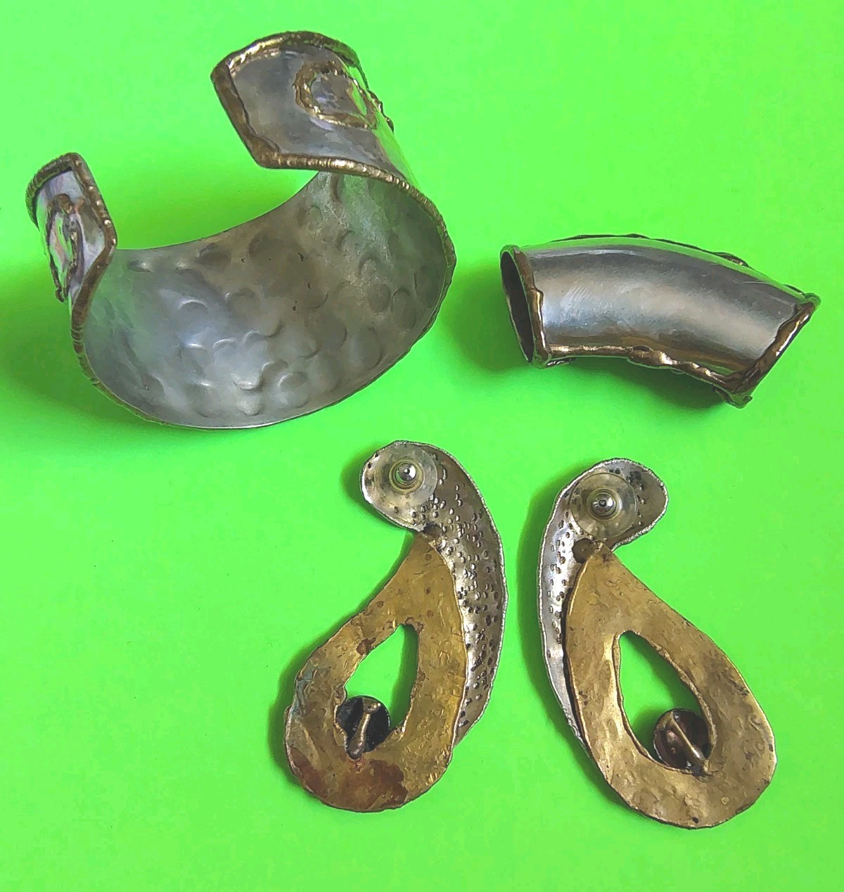 Vintage CUFF BRACELET, EARRINGS & SCARF SLIDE Set in Copper & Silver Tone
