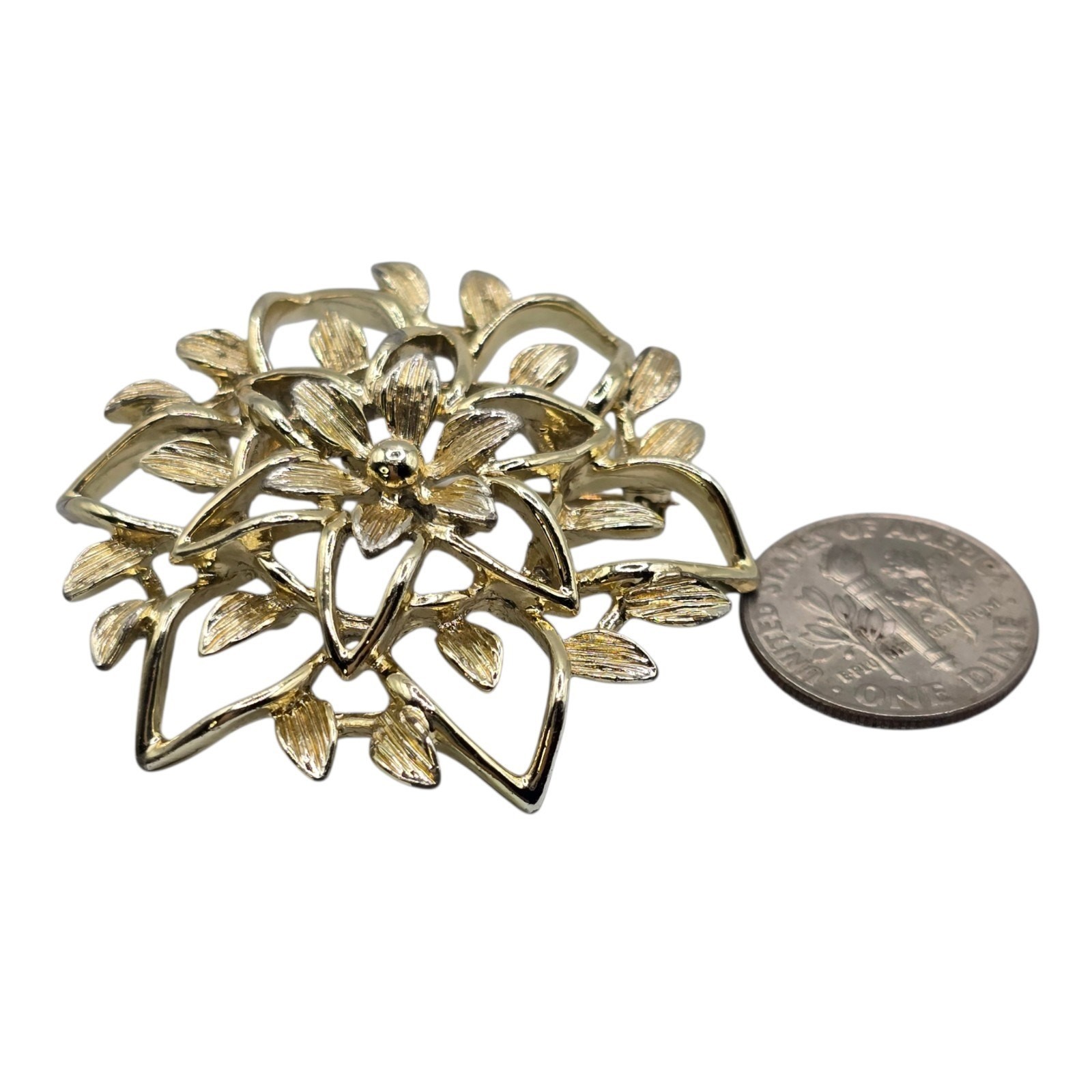 Vintage Brooch Peta Lure 60s 3D Open Work MCM Sarah Cov Book Piece Collectors