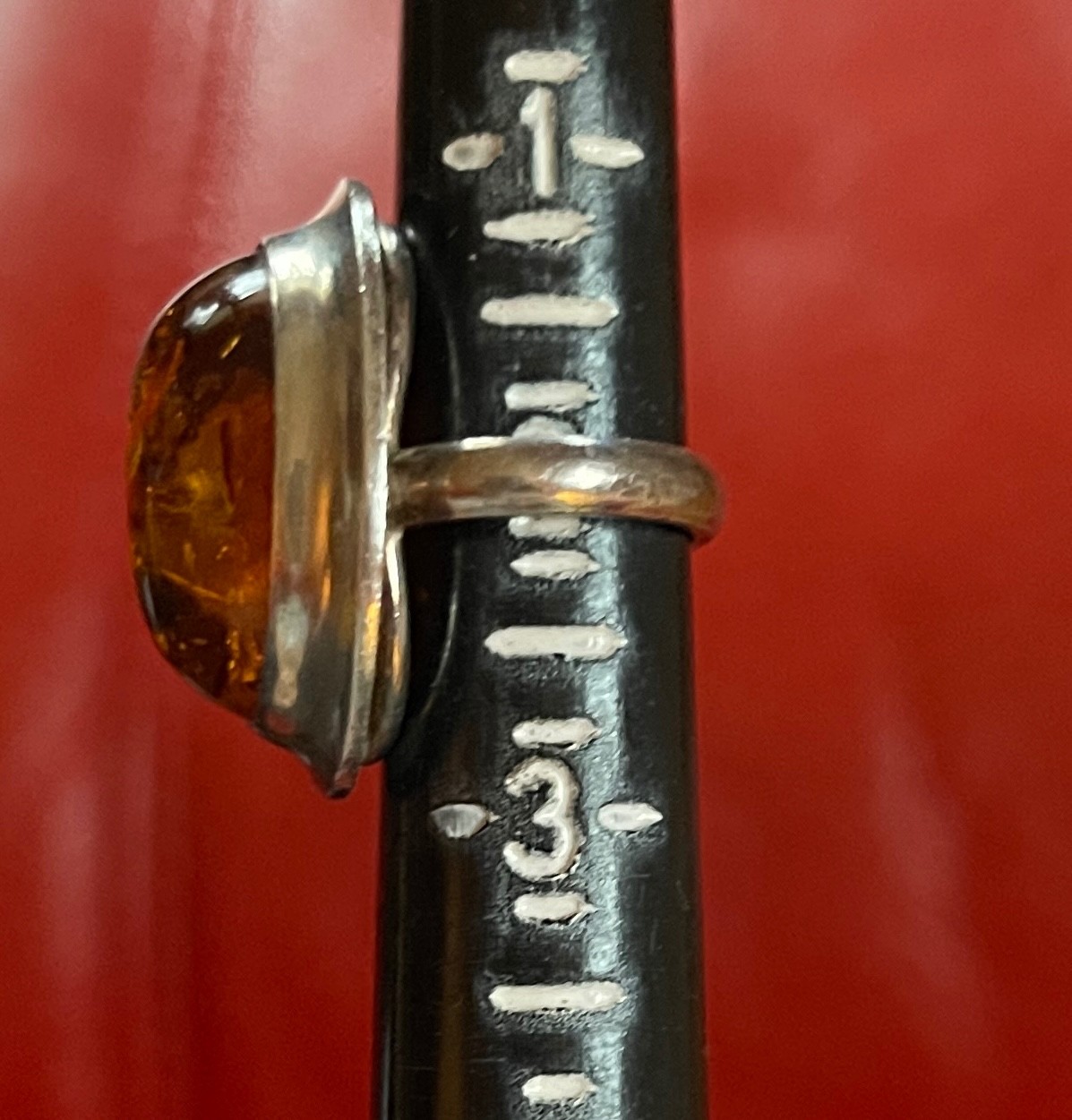 Amber Huge Stone Ring Size 2 Vintage 1980’s Fab Inclusions GLOWS! Unmarked