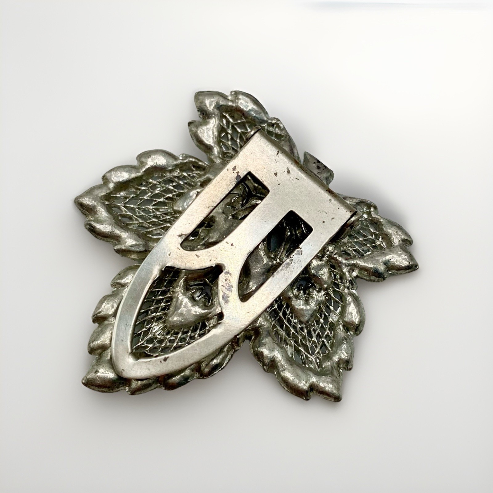 Vintage Rhinestone Dress Clip Leaf Fur Clip Silver Tone Filigree Bridal Brooch