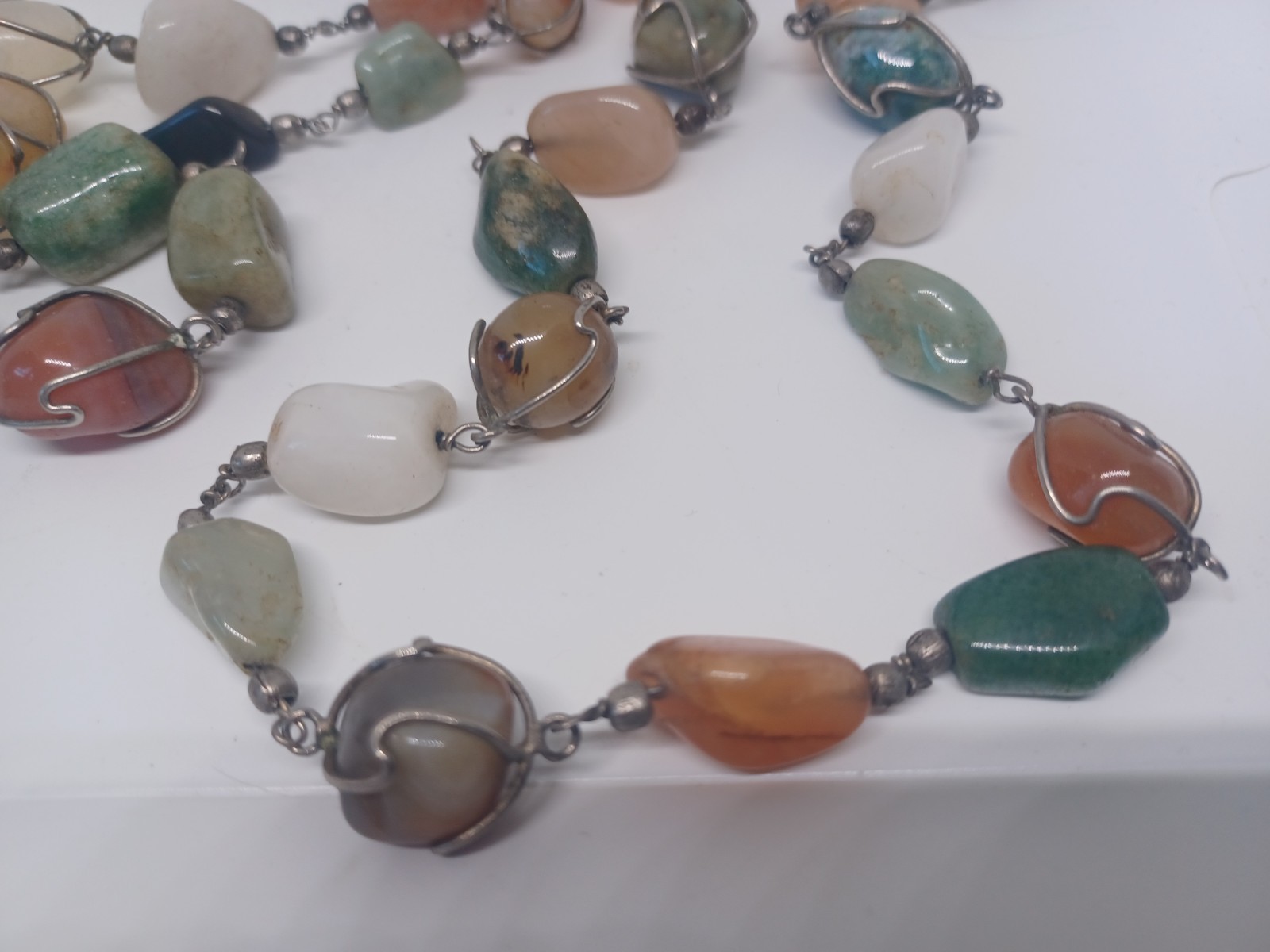 Vtg Artisan Wire Wrapped Tumbled Stone Linked Necklace 18″ Drop. Beggars Beads
