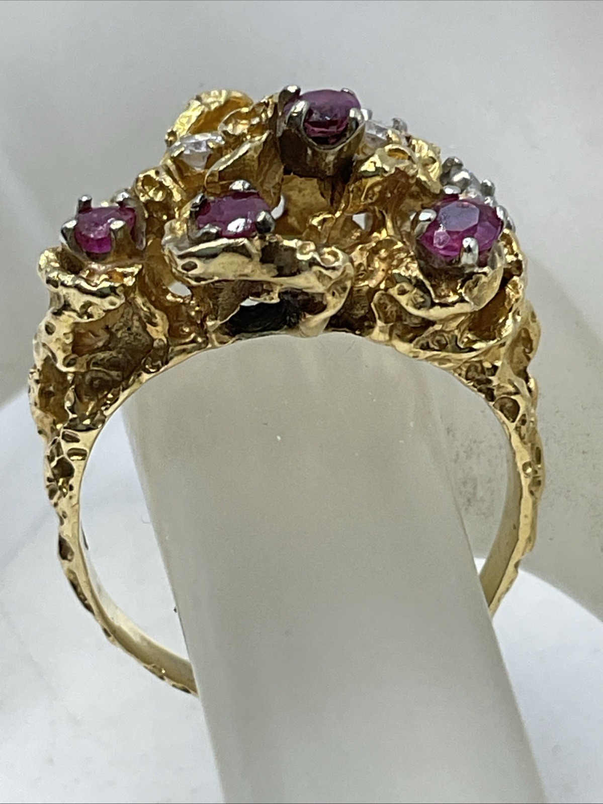 BEAUTIFUL Ladies Ring Solid 17K Yellow Gold Diamond & Ruby VINTAGE HANDMADE10.3g