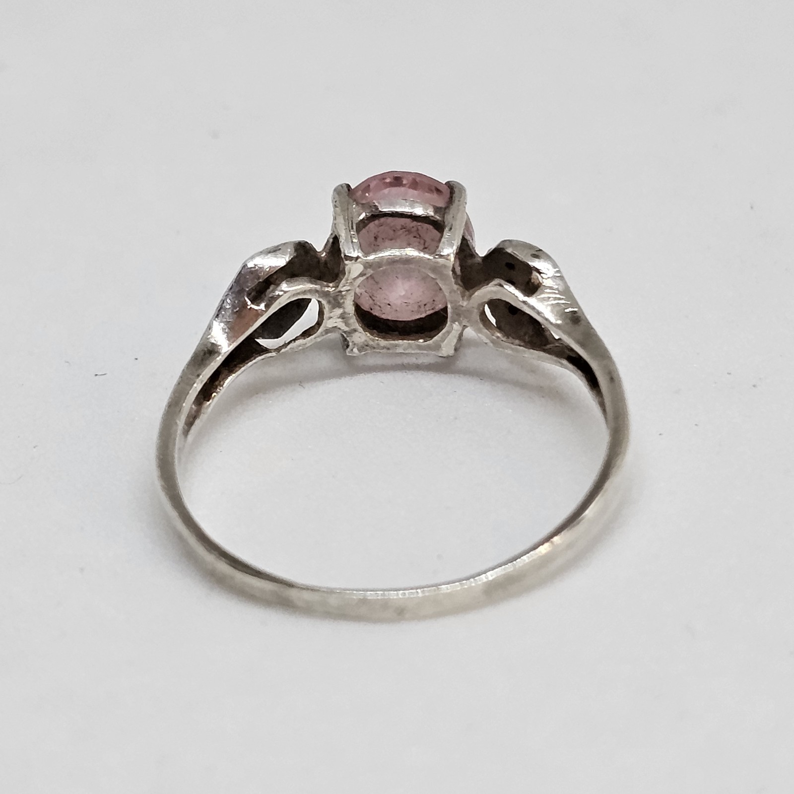 925 Sterling Silver Ring Size 6.5 Pink Crystal Oval Stone Vintage Jewelry