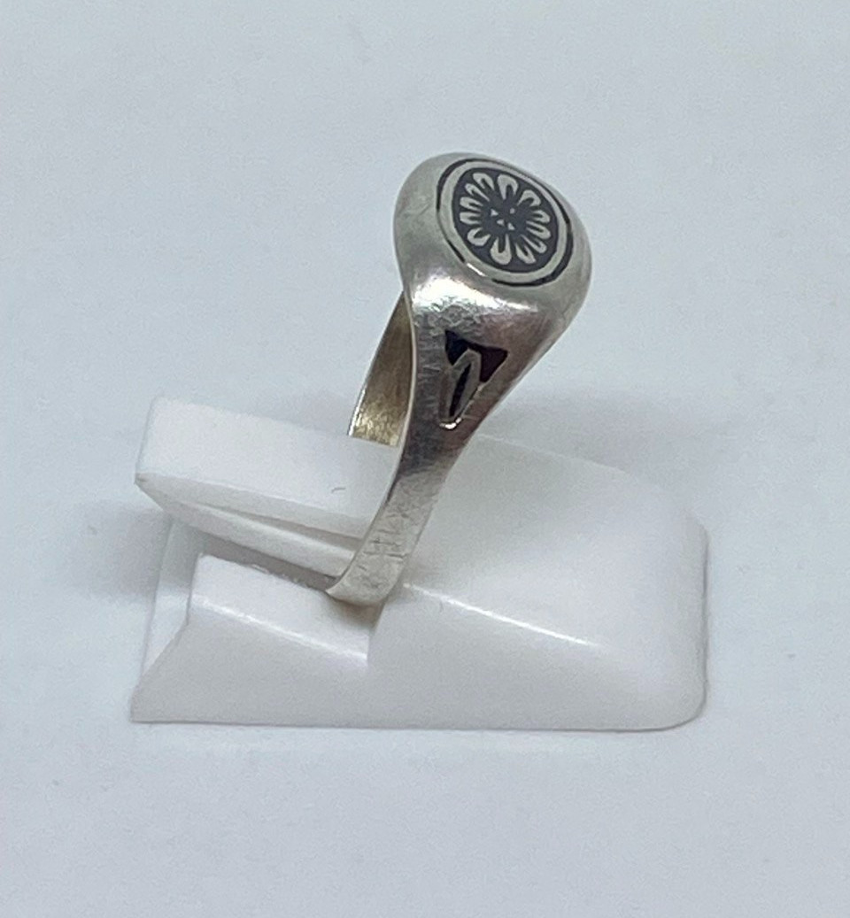 Rare vintage “Kubachi ” ring made of USSR silver. 875: Size 6 . Weight 1.39 g