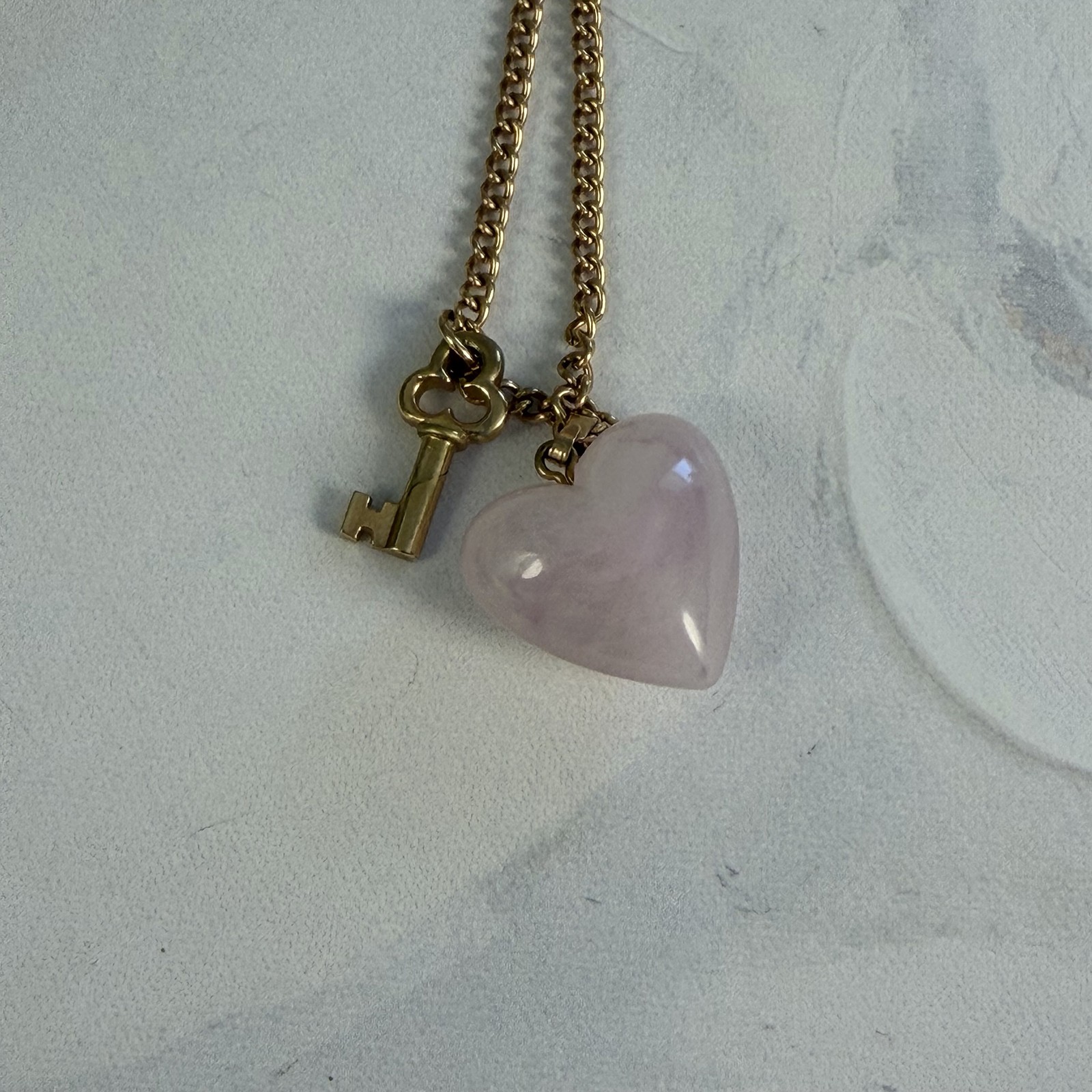 VTG 1976 Avon Key To My Heart Pink Puff Heart Lock & Key Pendant Necklace 24″
