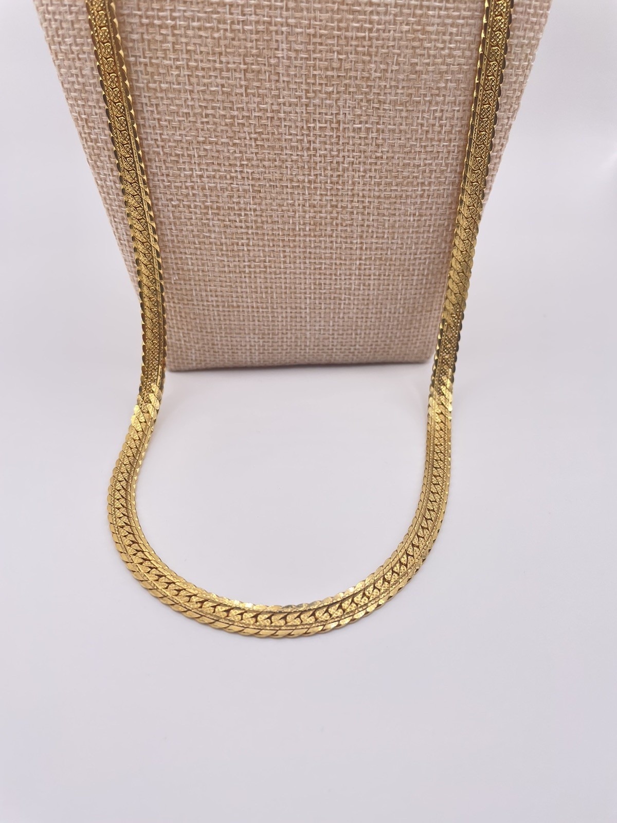 Vintage Gold Tone Herringbone Chain Necklace Flat Reversible Chunky