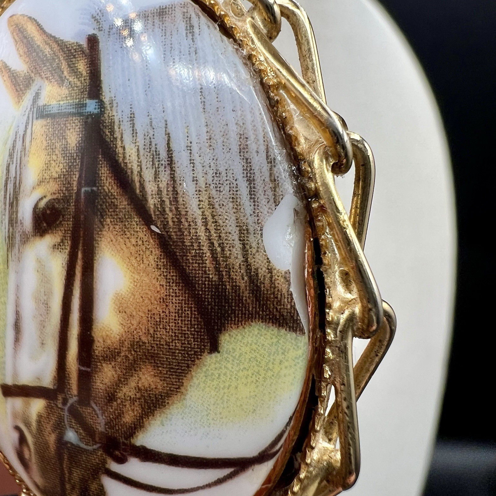 Horse Cameo Convertible Brooch Pendant Necklace Gold Tone Faux Pearl Vintage