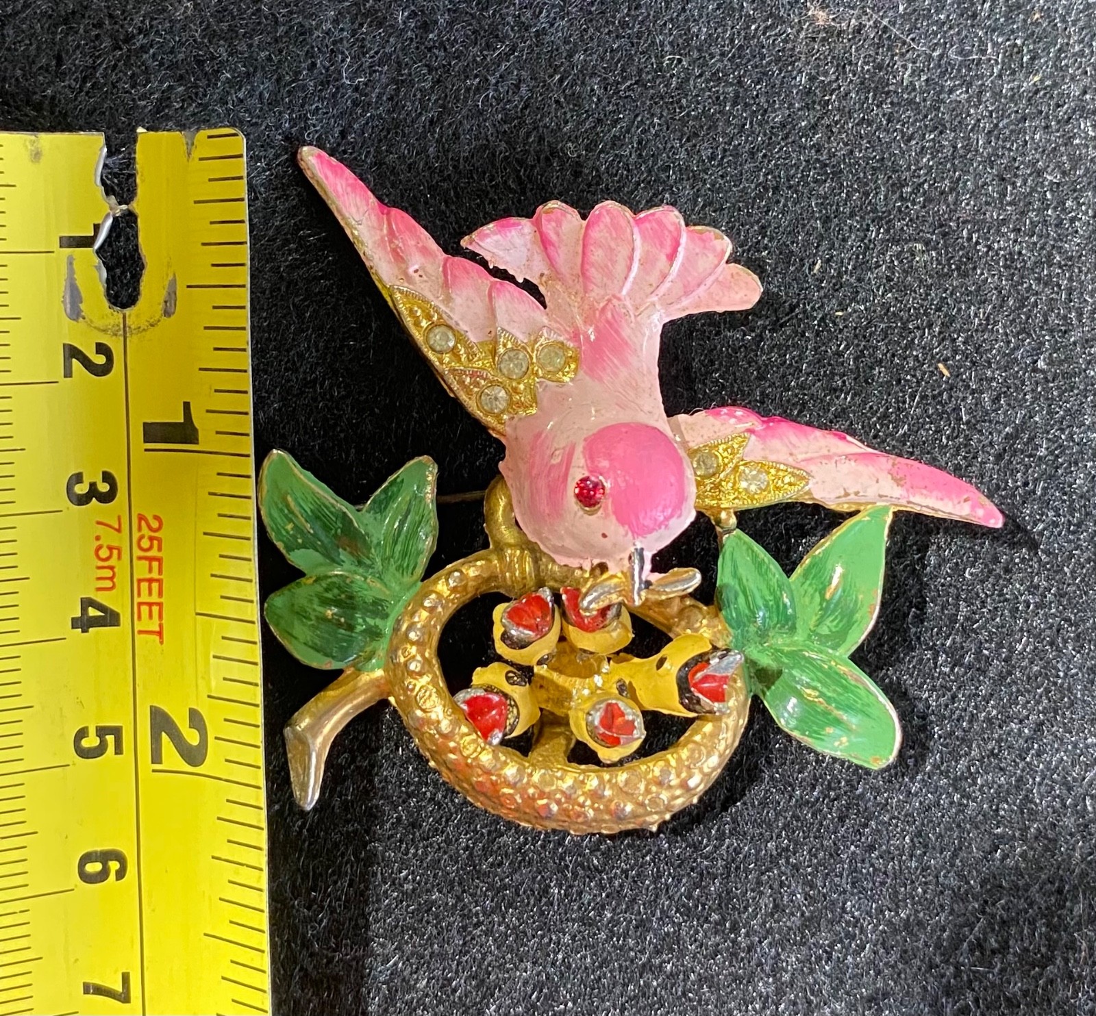 Vintage Fred Gray Corp Birds Nest Mother & Babies Enamel Metal Brooch USA 1940s