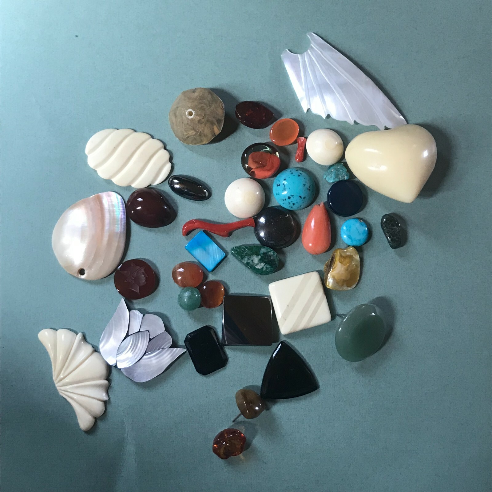 Mixed Lot of Vintage to Now Plastic Stone Carved & Note Cabs for Use in Jewelry