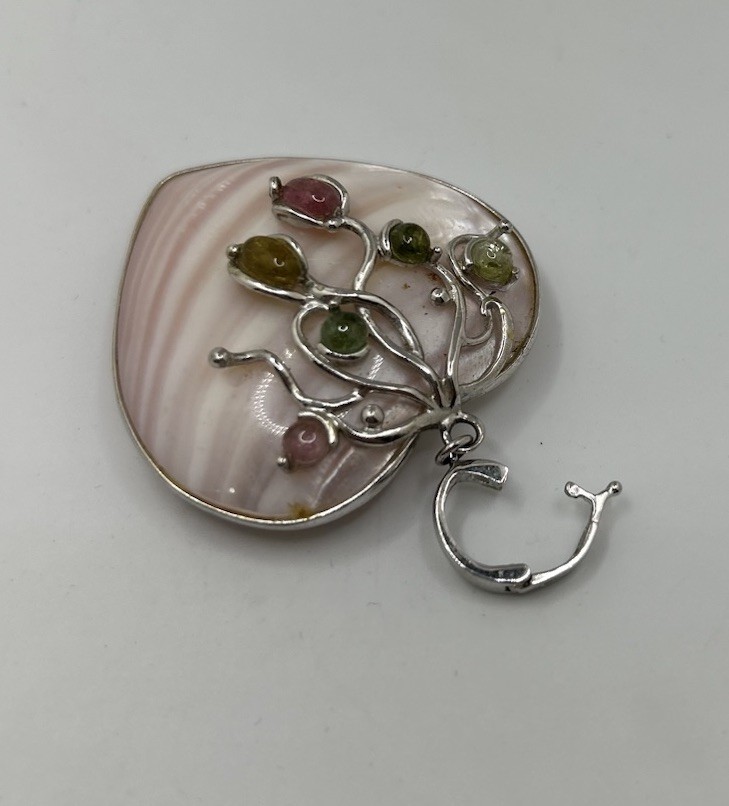 Vintage Pink Silver Tone Faux Gem Heart Pendant Costume Jewelry Fashion