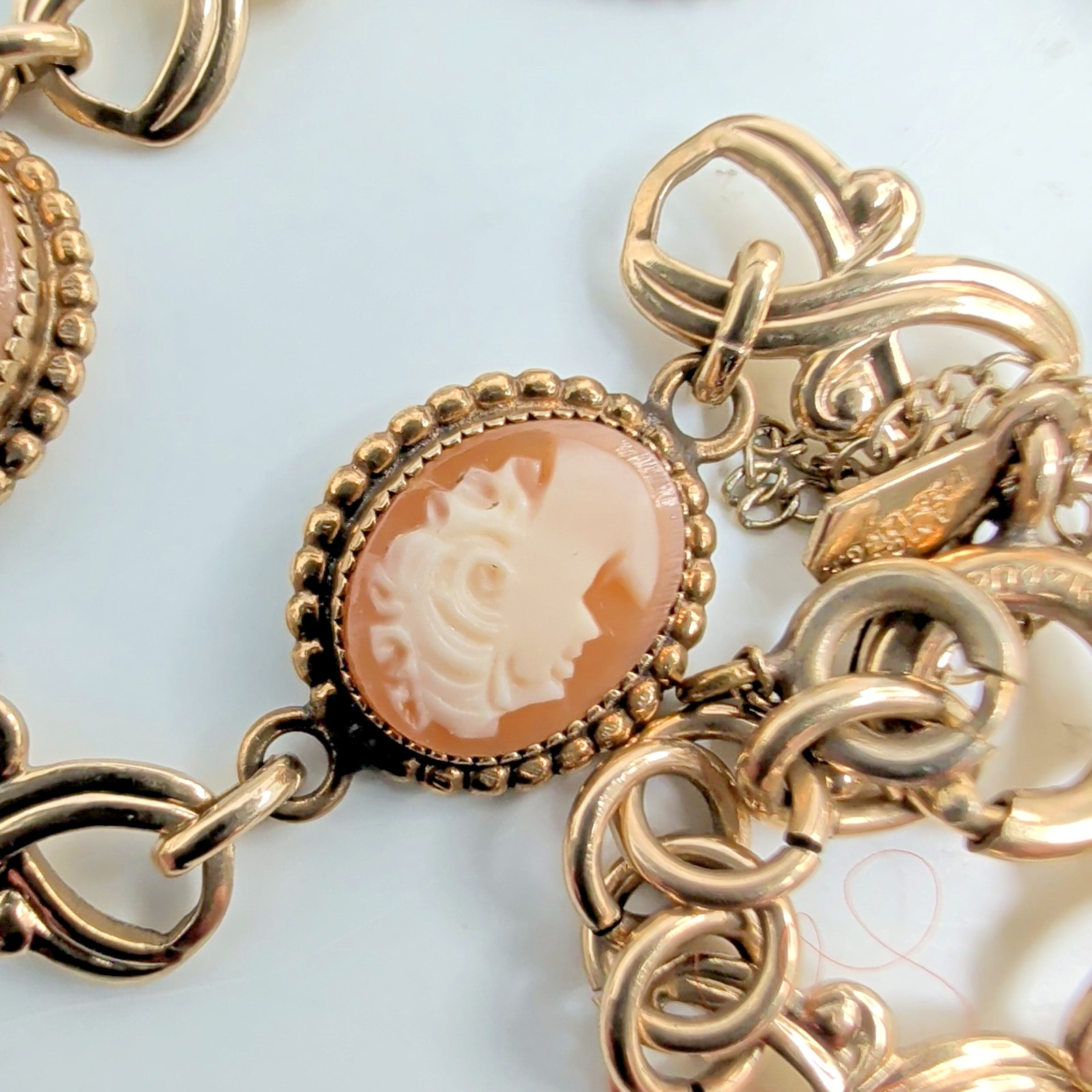 Vintage AMCO 1/20 12K GF Gold Filled Carved Shell Cameo Link Bracelet 7″
