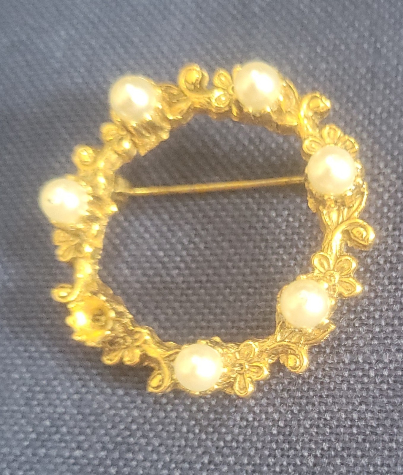 Vintage Tacoa Signed Gold Tone W/faux Pearls Brooch