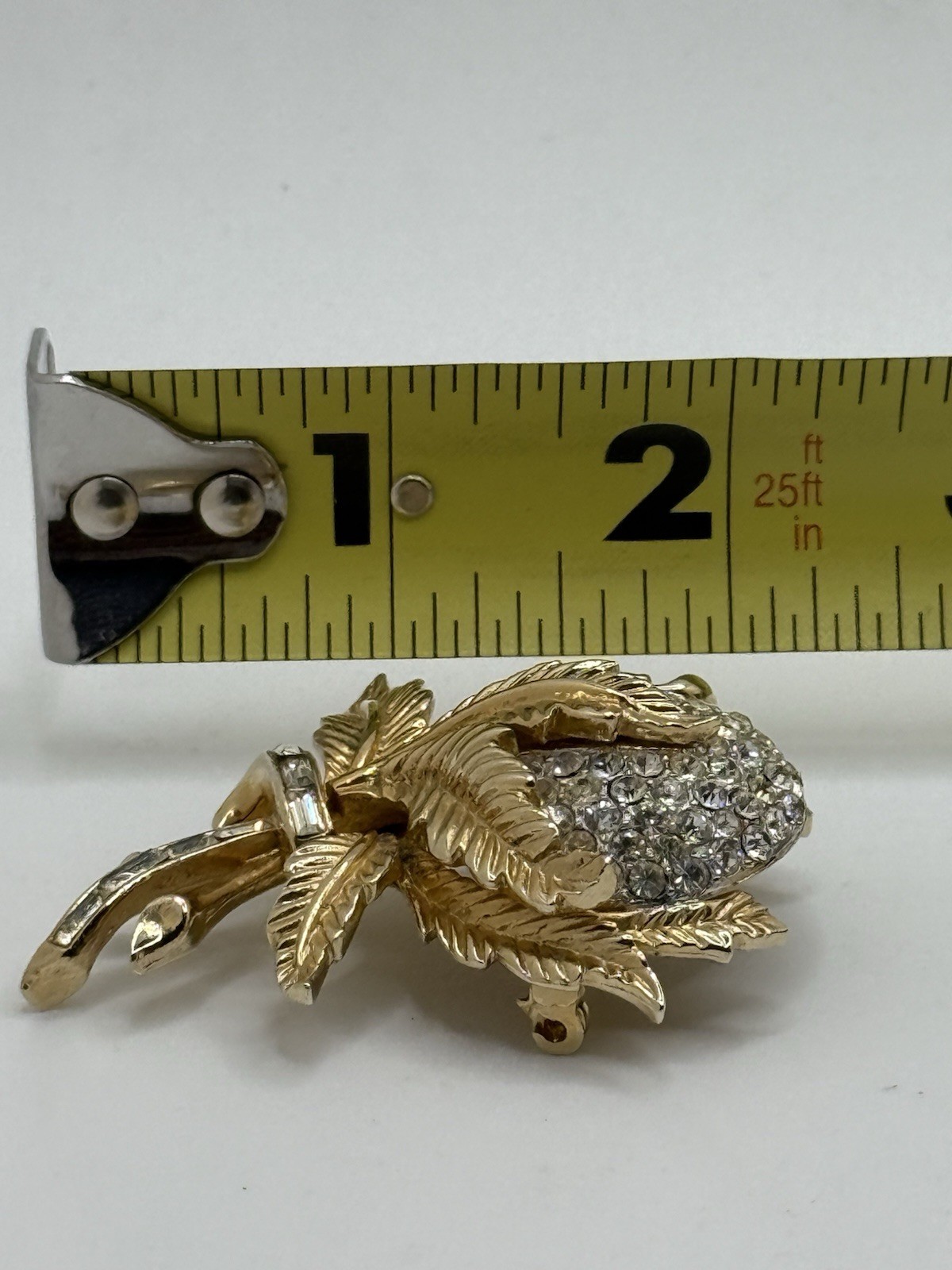 Vintage Coro Brooch Pin Bulbous Rhinestone Flower Bud Gold-tone Finish High End
