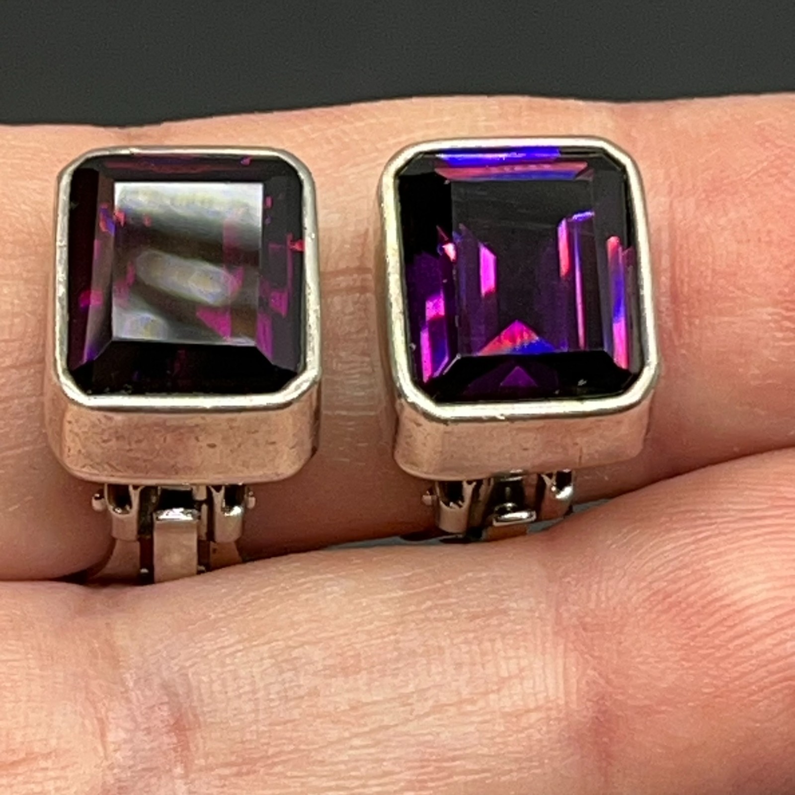 Vintage 1/2″ Square 925 Mex Sterling Silver Sparkling Amethyst Clip On Earrings