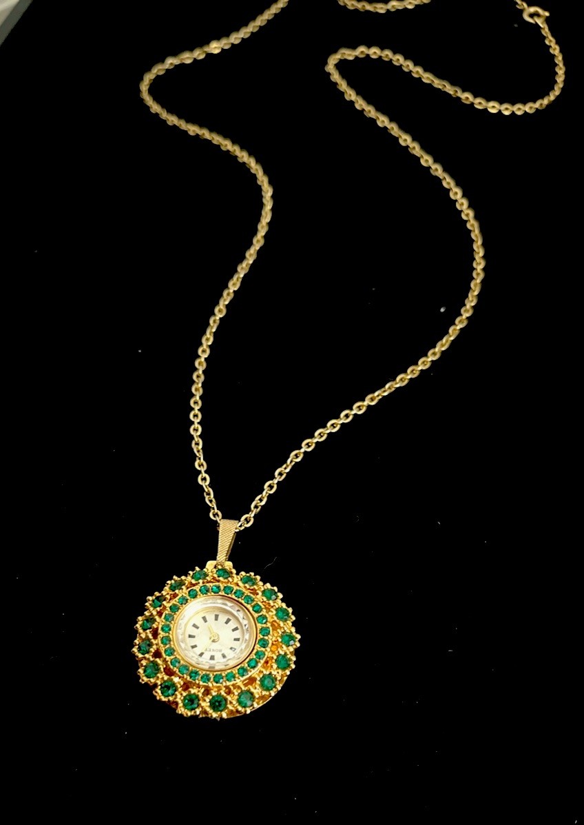 Vintage Honey Hand Wind Green Crystal Gold Tone Pendant Watch Chain Necklace
