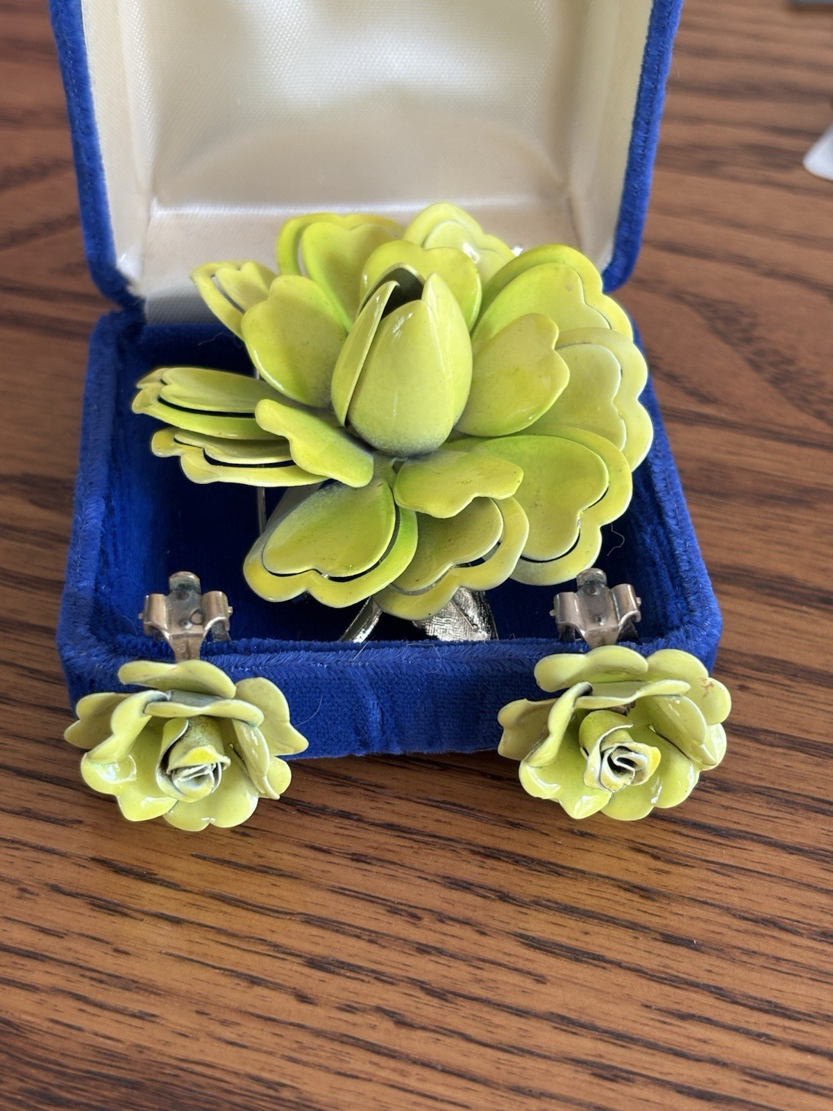 Vintage Coro Signed Lime Green Enamel Metal Brooch Earrings