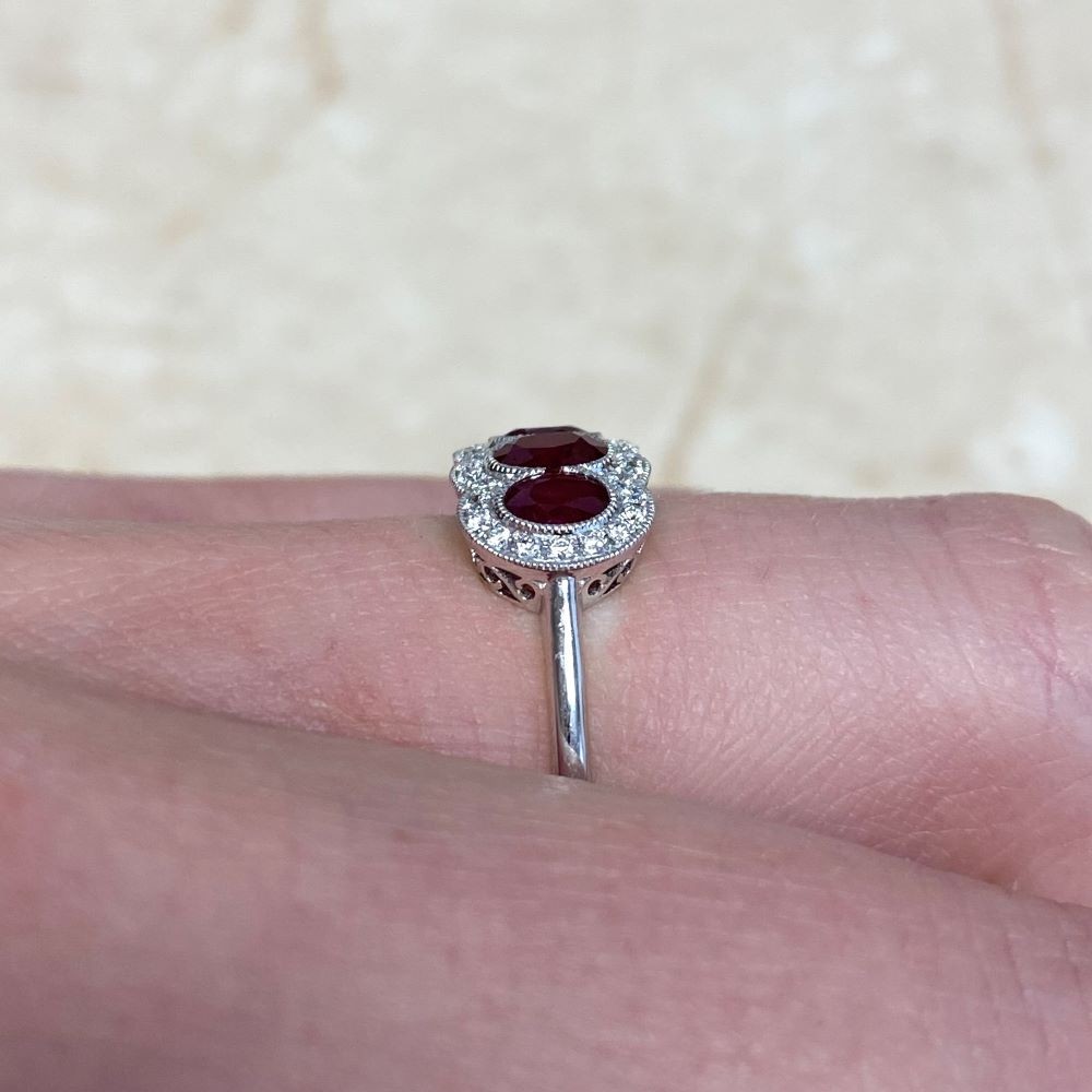 3/4 Ctw Red Oval Cut CZ Three Stone Art Deco Retro Engagement Ring In 925 Silver