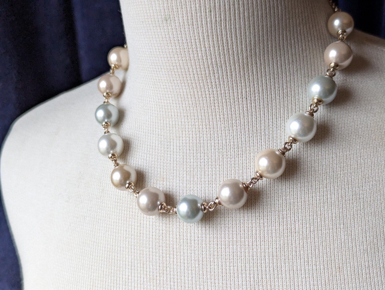 Classic MONET Chunky Multi Color Faux Pastel Pearl Choker 16″ Necklace