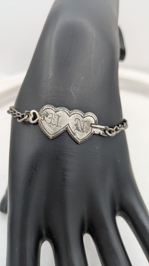 Vintage Sterling Silver Sweetheart ID Bracelet Double Heart HN Monogram