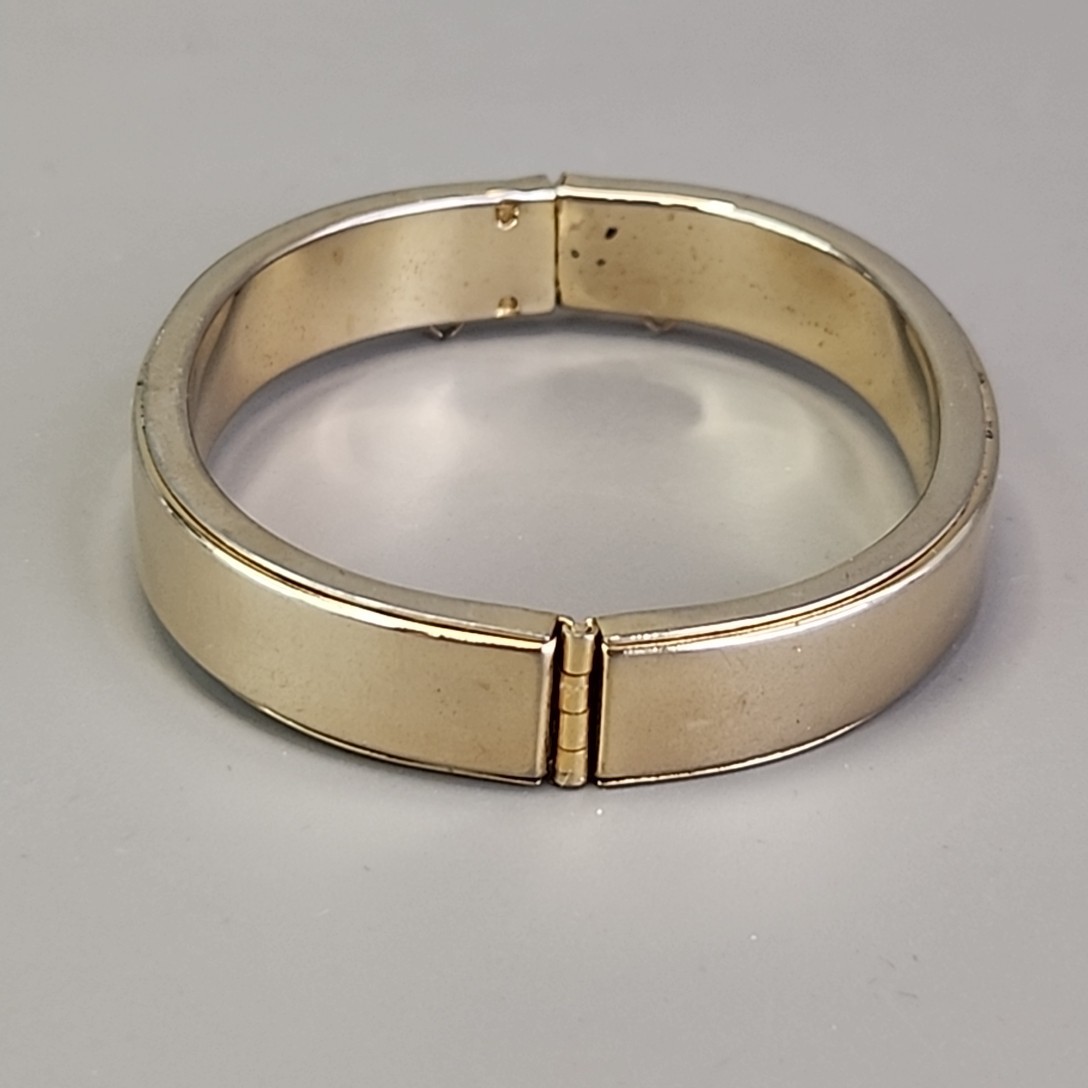 Vintage Bangle Bracelet 1cm Glossy Gold Tone 6.75″