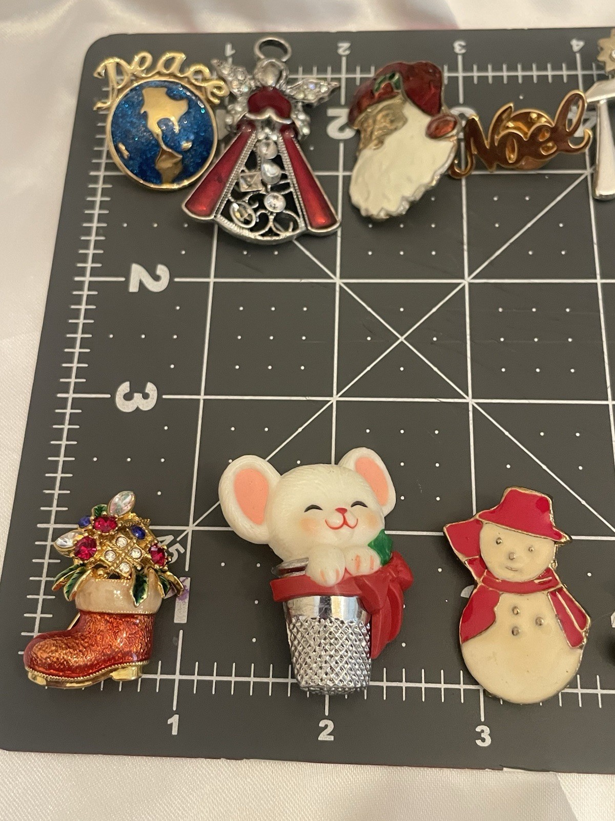 VTG Christmas Brooch Pin Lot ENAMEL RHINESTONE Santa Angel Cane Wise Men Noel