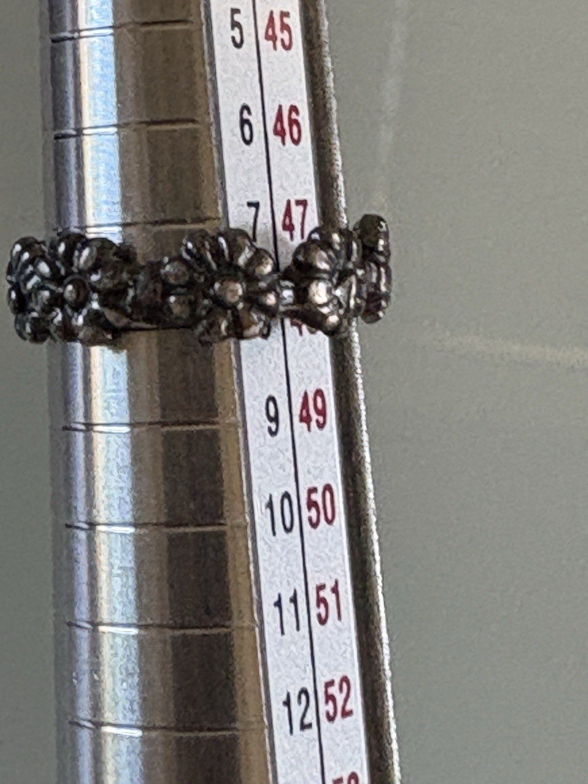 Vintage Sterling Silver Daisy Band Ring Size 4.25” Dainty 2.79 Grams