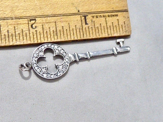 VINTAGE STERLING SILVER CZ KEY CZ PENDANT 5/8″ BY 2″ STERLING SILVER PENDANT