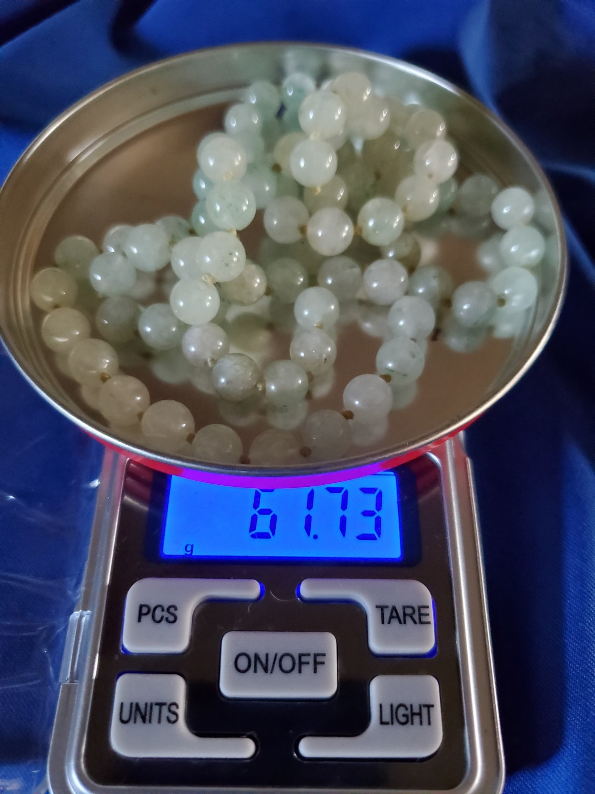 Original Old JADE White Green 8 Millimeters Deco Necklace Vintage 30″ inch Long