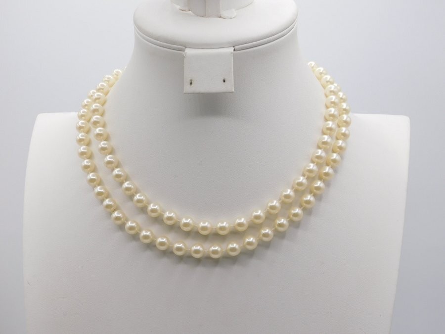 A595-VINTAGE NECKLACE~FAUX PEARLS~LIGHT WEIGHT~34″~NO CLASP~CLASSIC LOOK