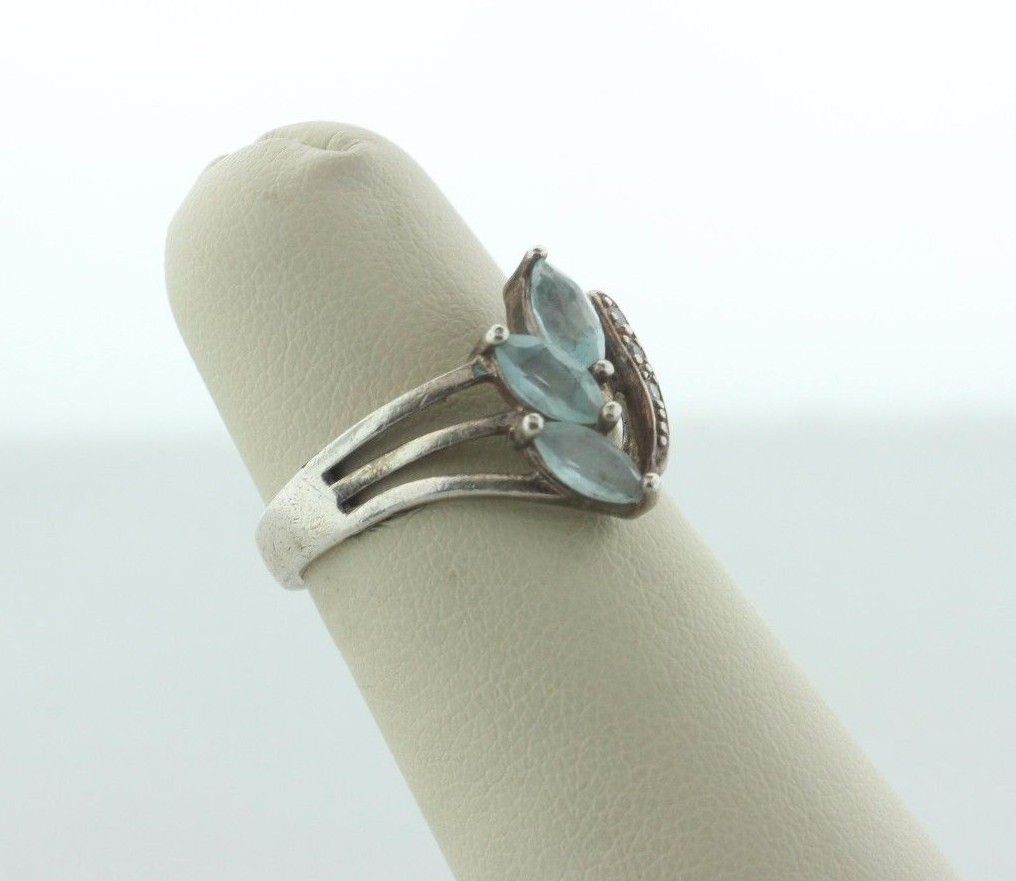 925 NV Nevada Sterling Silver Light Blue Topaz & Clear CZ Pointed Ring – Size 5