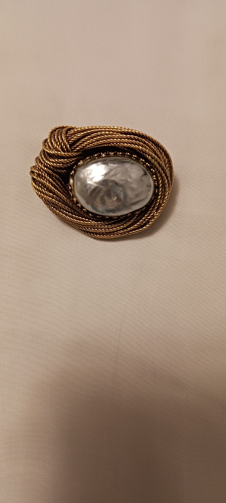 Vintage MABE Blue-Gray Pearl and Gold Tone Pin/Brooch And Earring Set