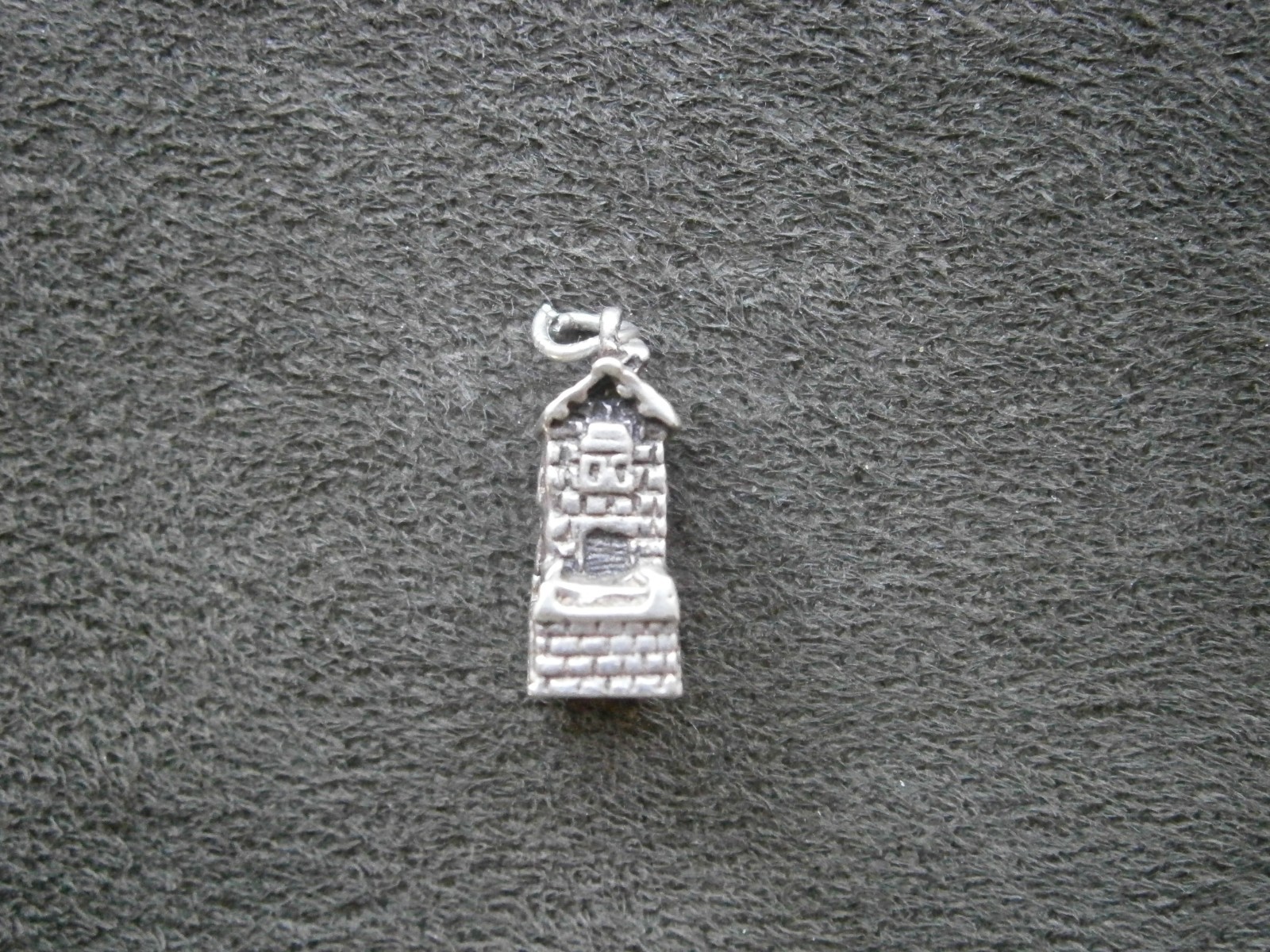 The Bridge House Ambleside UK Vtg Sterling Silver Bracelet Charm Pendant 2.5g