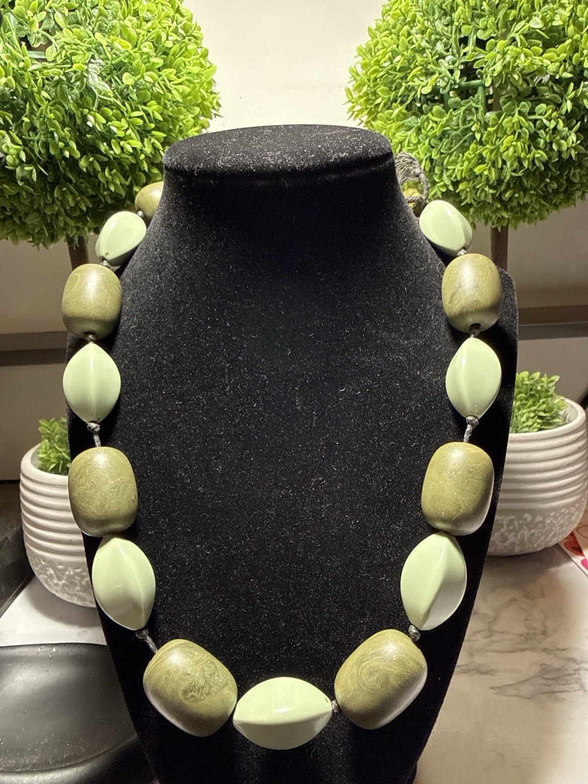 Vintage Green Resin Wood Bead Necklace Ceramic Pendant 20” Lot #941