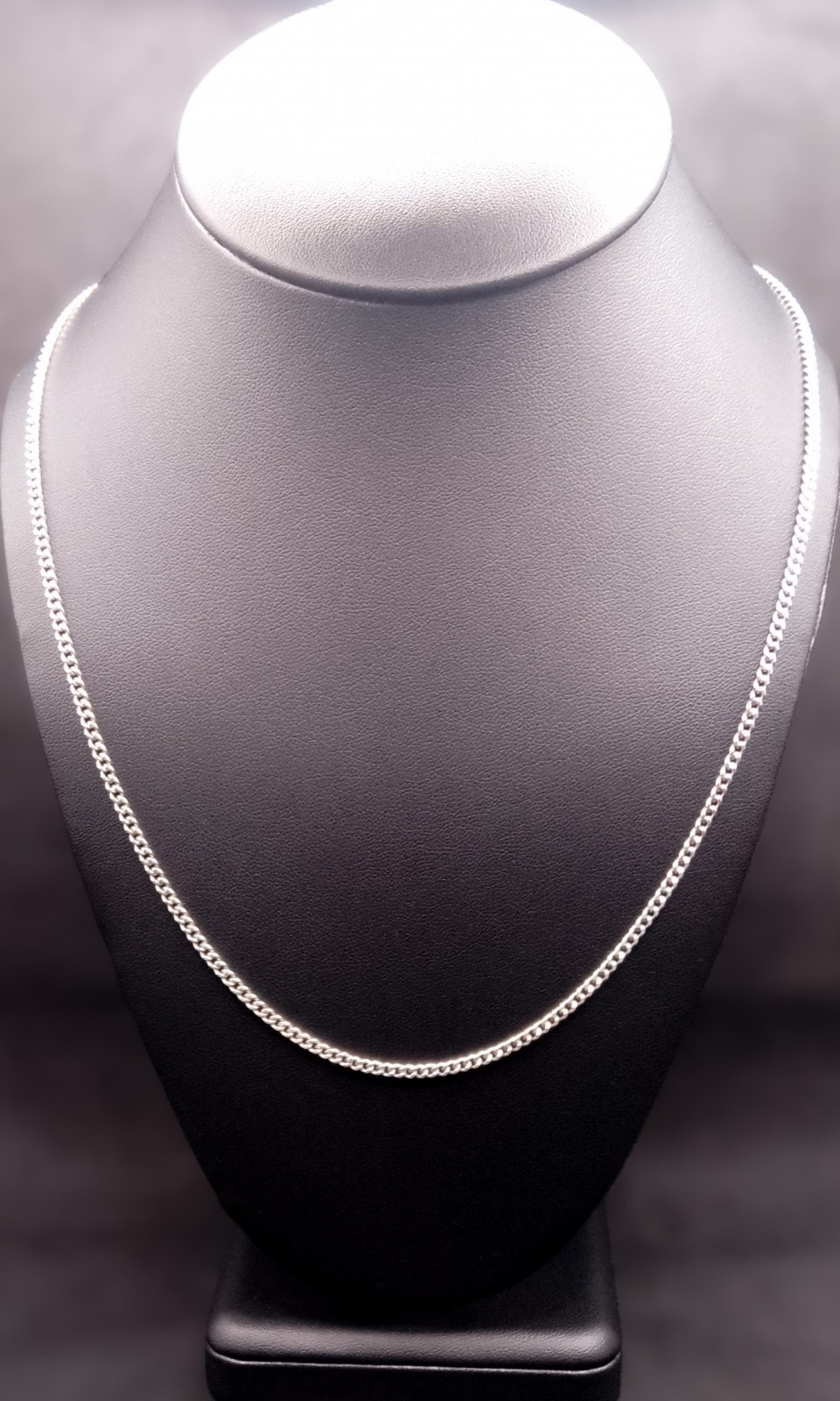Vintage 925 Sterling Silver Curb Chain Necklace 24″ Long 3mm 9.4g