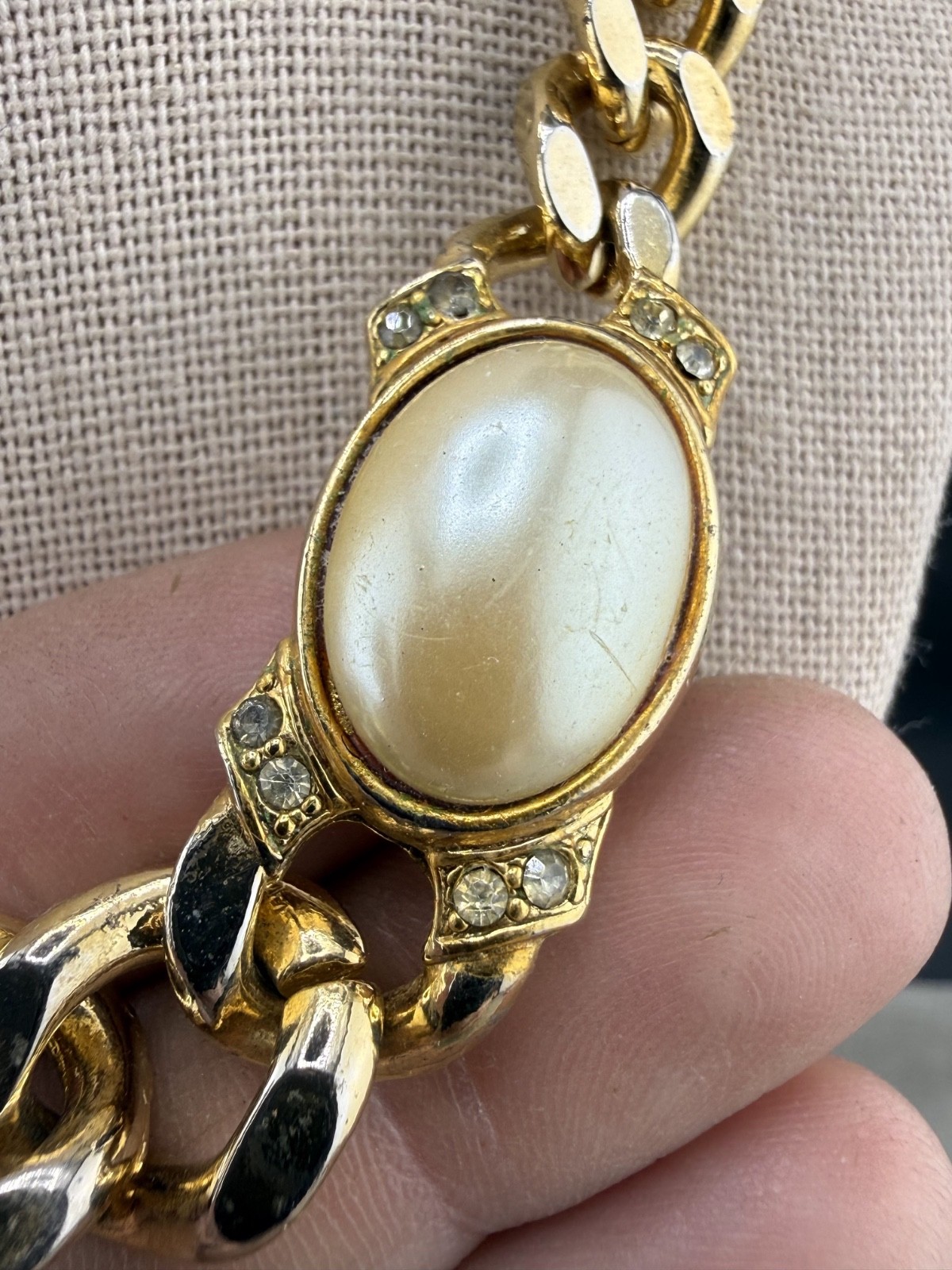 Vintage Rhinestone Necklace Gold Tone Faux Pearl 16” READ